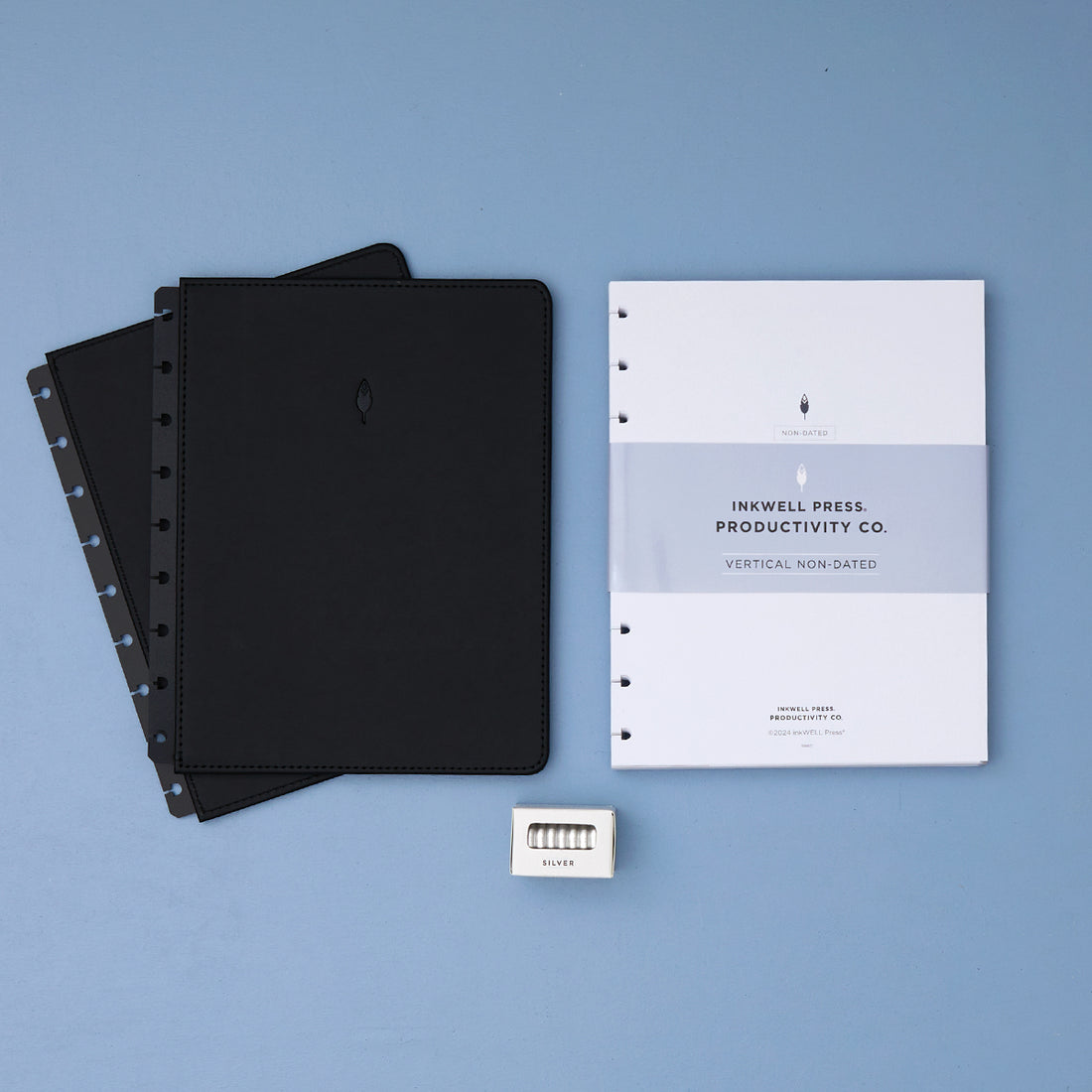 non-dated classic insert bundle with onyx black cover and silver discs